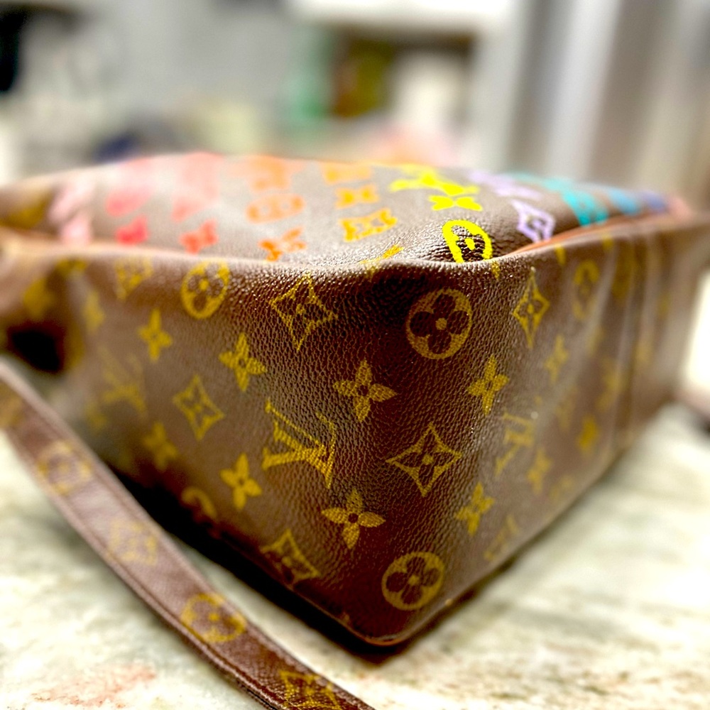 Louis Vuitton Authentic Monogram Canvas and Leather Marceau Bag - Picture 8 of 12